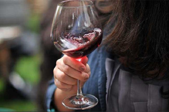 Top 5 nguyên tắc cơ bản khi thưởng thức rượu vang