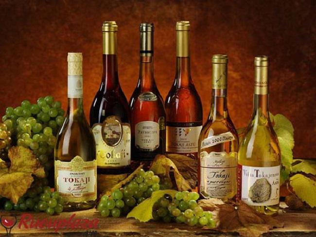 hầm rượu vương anh cung cấp rượu vang nhập khẩu tại Nghệ An