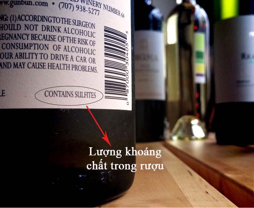 Chất khoáng trong rượu vang có ảnh hưởng đến sức khoẻ người dùng không?